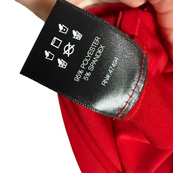 Norma Kamali Drop Shoulder Asymmetric Sleeveless Red Top Size XS - Picture 7 of 8